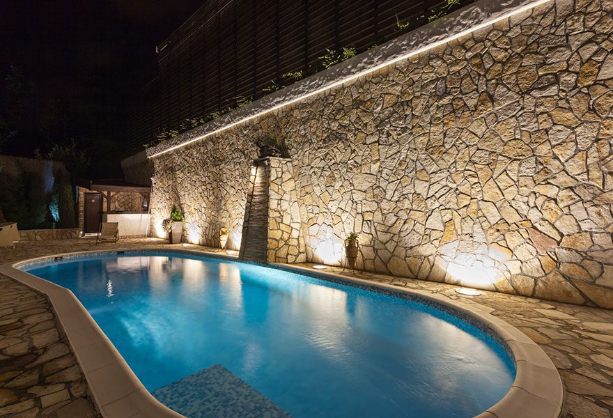 piscina con skimmer